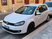 Usata VW Golf VII Highline 105 CV (77 kW) 2012 Berlina