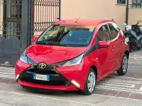 Usata Toyota Aygo Cool 69 CV (50 kW) 2015 Rosso Utilitaria