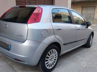 Usata Fiat Grande Punto Dynamic 75 CV (55 kW) 2009 Grigio Utilitaria