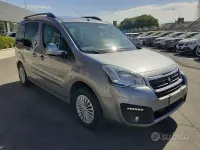 Usata Peugeot Partner Tepee 120 CV (88 kW) 2016 Grigio Monovolume