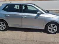 Usata Skoda Fabia 75 CV (55 kW) 2015 Grigio Berlina