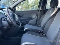 Usata Lancia Ypsilon Silver 95 CV (69 kW) 2014 Bianco Utilitaria