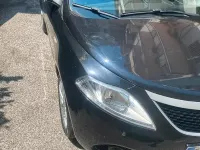 Usata Lancia Ypsilon 69 CV (50 kW) 2014 Nero Utilitaria