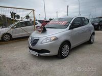 Usata Lancia Ypsilon 69 CV (50 kW) 2014 Grigio Utilitaria