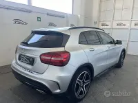 Usata Mercedes GLA200 Premium 136 CV (100 kW) 2019 Grigio SUV