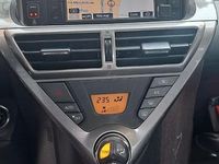 Usata Toyota iQ 90 CV (66 kW) 2009 Nero Utilitaria