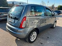 Usata Lancia Musa 95 CV (69 kW) 2008 Grigio Monovolume