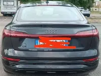Usata Audi Q8 Sportback e-tron S-Line 158 kW (215 CV) 2023 Grigio SUV