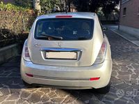 Usata Lancia Ypsilon 95 CV (69 kW) 2007 Grigio Utilitaria
