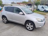 Usata Toyota RAV4 Luxury 177 CV (130 kW) 2008 Argento SUV