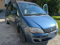 Usata Fiat Idea 95 CV (69 kW) 2004 Bluazzurro Monovolume