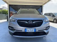 Usata Opel Grandland X Ultimate 131 CV (96 kW) 2019 Grigio SUV