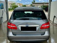 Usata Mercedes B180 109 CV (80 kW) 2012 Grigio Monovolume