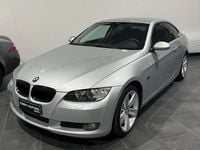 Usata BMW 325 M Sport 218 CV (160 kW) 2007 Grigio Coupé