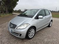 Usata Mercedes A200 Style 140 CV (102 kW) 2011 Grigio Berlina
