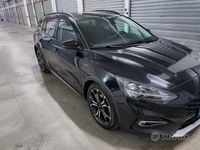 Usata Ford Focus Active 120 CV (88 kW) 2020 Grigio Station wagon