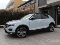 Usata VW T-Roc Advance 116 CV (85 kW) 2020 Grigio SUV