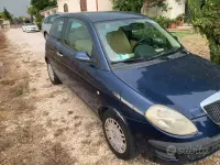 Usata Lancia Ypsilon 60 CV (44 kW) 2005 Bluazzurro Utilitaria