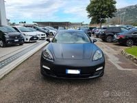 Usata Porsche Panamera 250 CV (183 kW) 2012 Nero Utilitaria