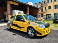 Usata Renault Clio II R.S. 169 CV (124 kW) 2000 Giallo Berlina