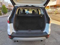 Usata Ford Kuga 150 CV (110 kW) 2017 Bianco SUV
