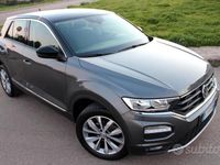 Usata VW T-Roc 116 CV (85 kW) 2019 Grigio SUV