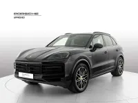 Usata Porsche Cayenne 462 CV (339 kW) 2024 0e nero cromite metallizzato SUV