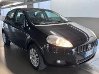 Usata Fiat Grande Punto Dynamic 77 CV (56 kW) 2009 Nero Utilitaria