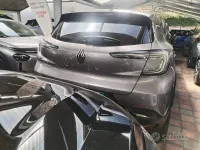 Usata Renault Captur Techno 91 CV (66 kW) 2025 Grigio SUV