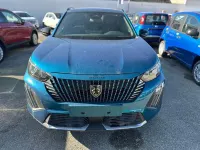 Usata Peugeot 2008 Allure 101 CV (74 kW) 2025 Blu SUV