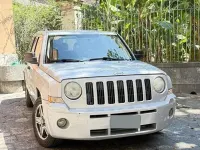 Usata Jeep Patriot 140 CV (102 kW) 2009 Grigio SUV