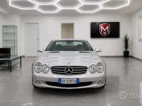 Usata Mercedes SL500 306 CV (225 kW) 2002 Grigio Cabrio