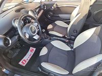 Usata Mini Cooper D 109 CV (80 kW) 2010 Nero Utilitaria