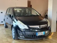 Usata Opel Corsa 85 CV (62 kW) 2012 Nero Utilitaria