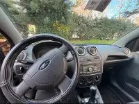 Usata Ford Fiesta Titanium 80 CV (58 kW) 2006 Nero Utilitaria