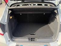 Usata Renault Captur Techno 143 CV (105 kW) 2023 Grigio SUV