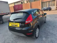 Usata Ford Fiesta 69 CV (50 kW) 2011 Nero Berlina