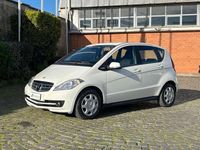 Usata Mercedes A160 Edition 95 CV (69 kW) 2011 Bianco Utilitaria