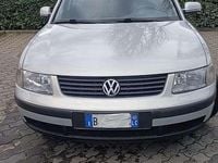 Usata VW Passat 116 CV (85 kW) 2000 Berlina