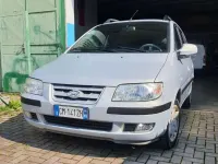Usata Hyundai Matrix Comfort 103 CV (75 kW) 2004 Blu/azzurro Monovolume