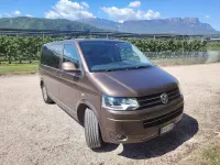 Usata VW Multivan Comfortline 179 CV (131 kW) 2012 Marrone Monovolume