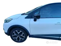 Usata Renault Captur Zen 90 CV (66 kW) 2018 Bianco SUV