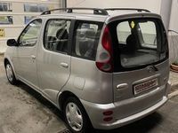 Usata Toyota Yaris 86 CV (63 kW) 2002 Argento Station wagon