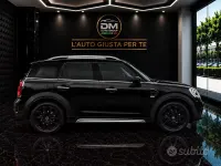 Usata Mini Countryman Business 116 CV (85 kW) 2021 Nero SUV