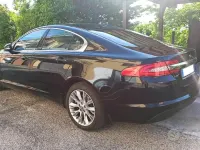 Usata Jaguar XF 200 CV (147 kW) 2013 Nero Berlina
