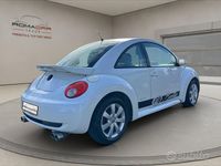 Begagnad VW New Beetle GTI 102 HK (75 kW) 2001 Vit Halvkombi