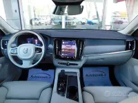 Usata Volvo S90 Plus 235 CV (172 kW) 2024 Blu Berlina