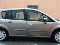 Usata Renault Grand Modus Dynamique 75 CV (55 kW) 2008 Bronzo Monovolume