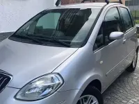 Usata Lancia Musa 90 CV (66 kW) 2008 Grigio Monovolume