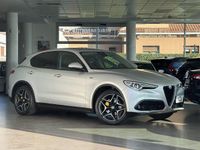Usata Alfa Romeo Stelvio Sprint 190 CV (139 kW) 2021 Argento SUV